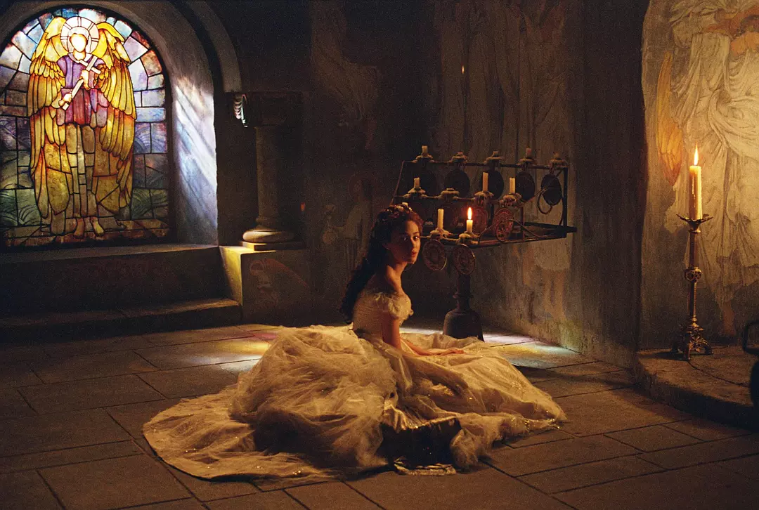 The Phantom of the Opera – A Tale of Love, Mystery, and Obsession