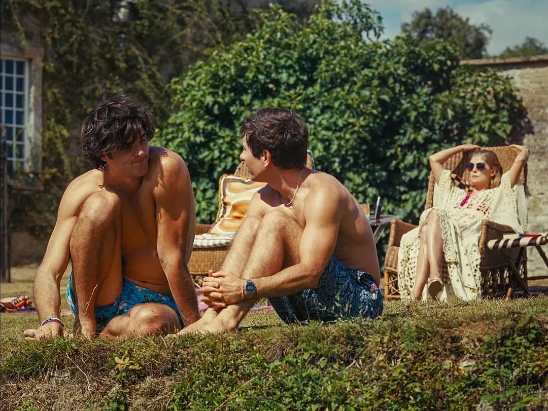 Saltburn – A Dark Tale of Privilege, Desire, and Obsession